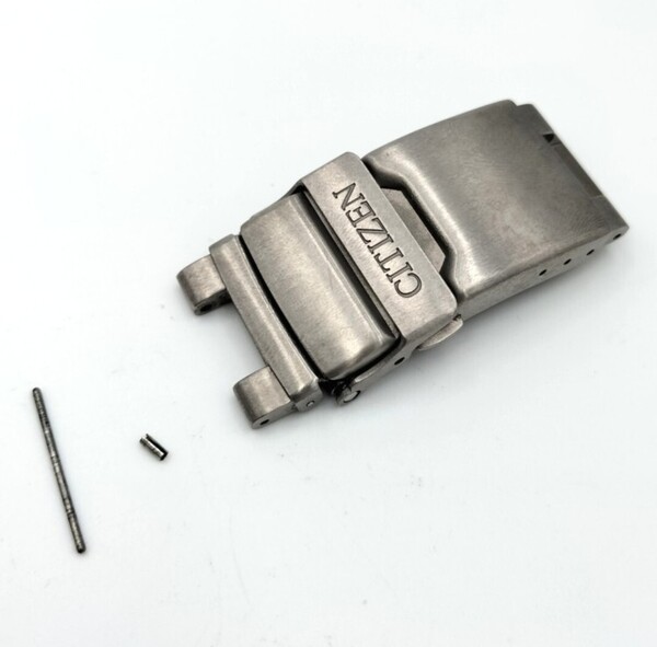【中古品】 腕時計 部品 シチズン プロマスター H145-S099901 バックル 中留め クラスプ 尾錠 ベルト バンド