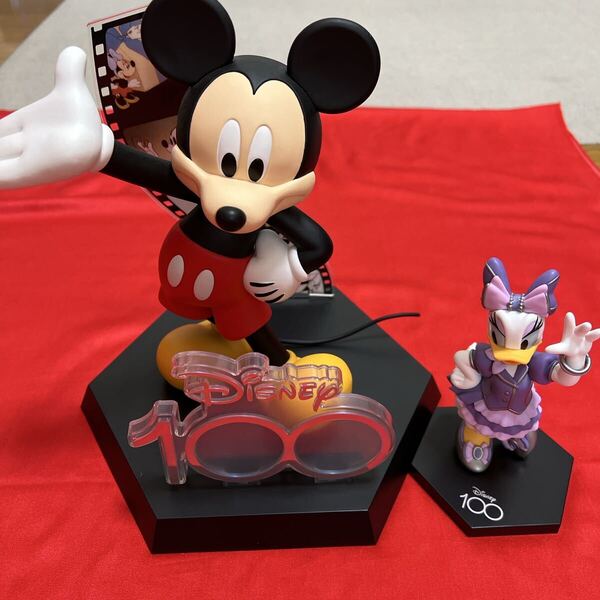 お値下げディズニーハッピーくじ100周年フィギュアセット☆