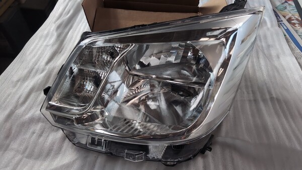 美品!送料込!ダイハツ ムーヴ LA150S LA160S 左ヘッドライト LED ICHIKOH イチコー 1913 81170-B2580 打刻 LEL