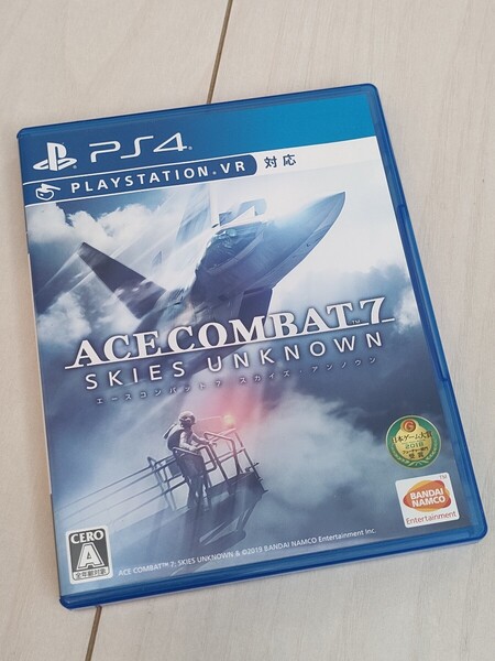 美品PS4 ACE COMBAT7 エースコンバット7 スカイズ アンノウン VR対応