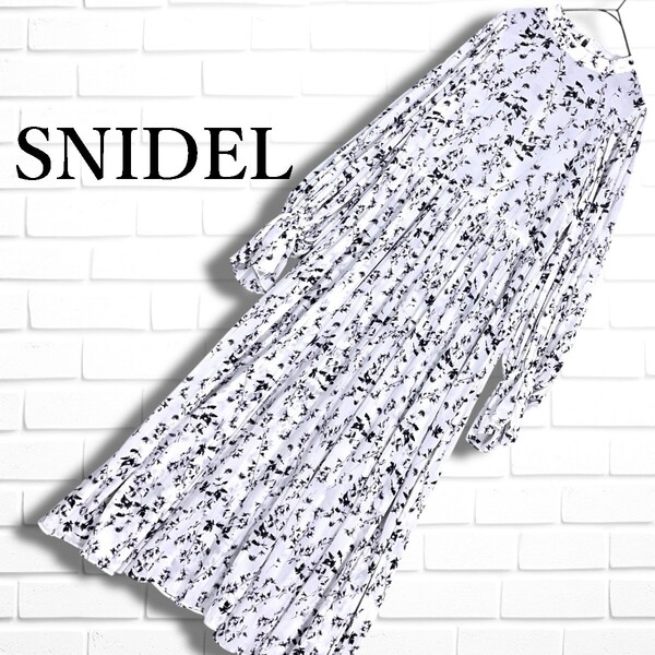 ◆美品◆ SNIDEL スナイデル 花柄 フラワー 総柄 軽やか♪ 長袖 ロング マキシ ワンピース 白 ホワイト レディース F 送料無料 0315G◎