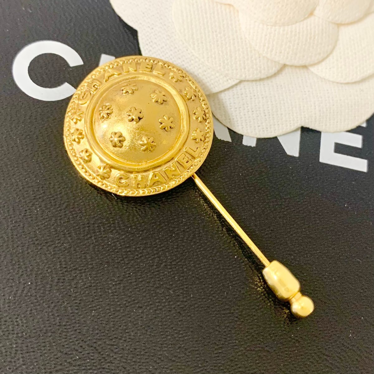 CHANEL シャネル ブローチ CCロゴモチーフ スター ゴールド 2025年最新】Yahoo!オークション -シャネル ブローチ スターの