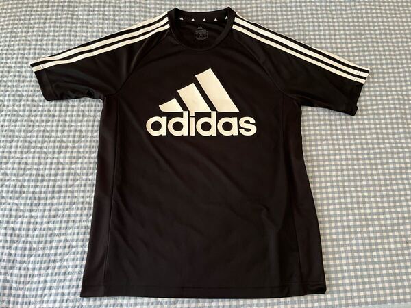 アディダス adidas 半袖Tシャツ 黒 Tシャツ 黒色 M メンズ ブラック プラクティスシャツ サッカーシャツ ライン