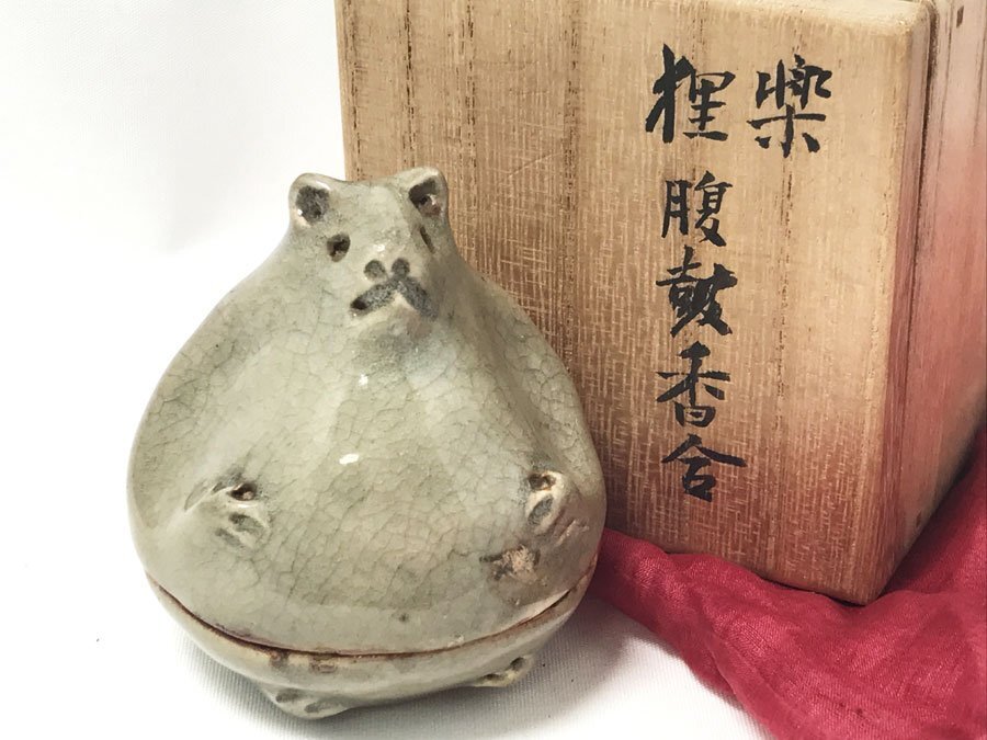 古備前 可愛い狸の香合 Q82-3 Yahoo!オークション -「狸 香合」の落札相場・落札価格
