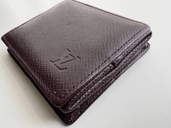 LOUIS VUITTON ルイヴィトン タイガ ポルトモネ・ボワット コインケース アカジュ
