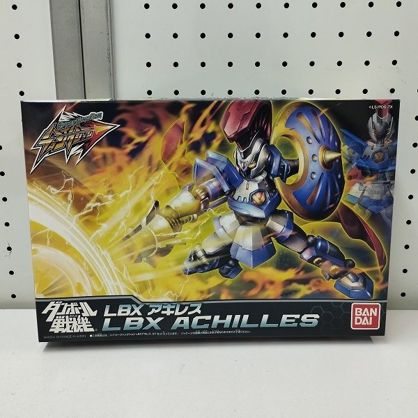 ダンボール戦機　4体セット 未組立品 まとめて ダンボール戦機 4体セット 未組立品 まとめて ダンボール戦機 4