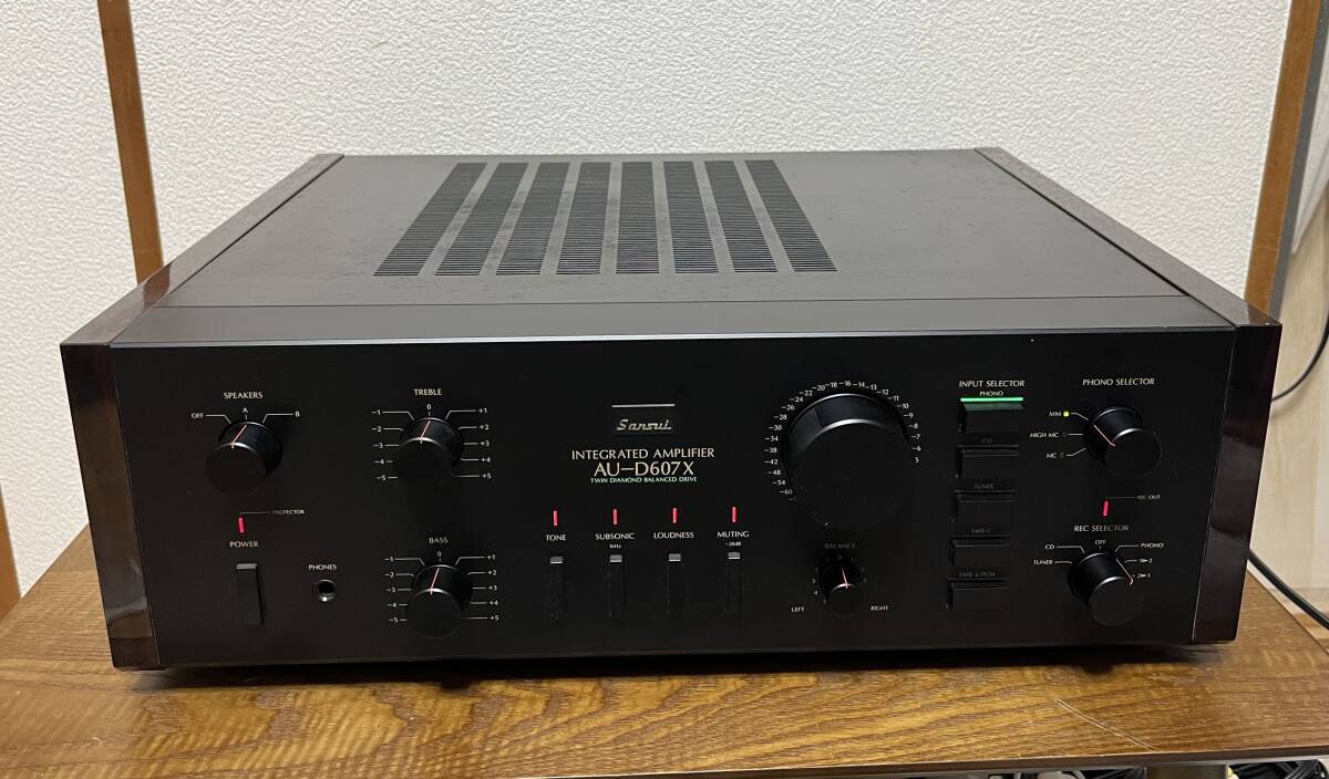 Accuphase E-307 本体 オプション DAC-50 付 Yahoo!オークション -「accuphase+dac-50」(オーディオ機器) の