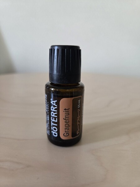 新品未開封 ドテラ★doTERRA エッセンシャルオイル ★アロマオイル グレープフルーツ 正規品