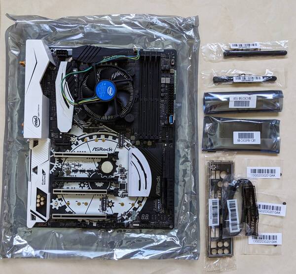 CPUセット ASRock Z270 Taichi + Pentium G4560 動作確認済み ATX マザーボード LGA1151 クーラー 付属品あり WiFi Bluetooth デュアルLAN