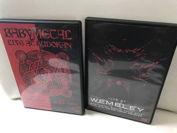 BABYMETAL LIVE AT BUDOKAN RED NIGHT & BLACK NIGHT APOCALYPSE 「 LIVE AT WEMBLEY 」 WORLD TOUR 2016 DVD 2点セット ベビメタ