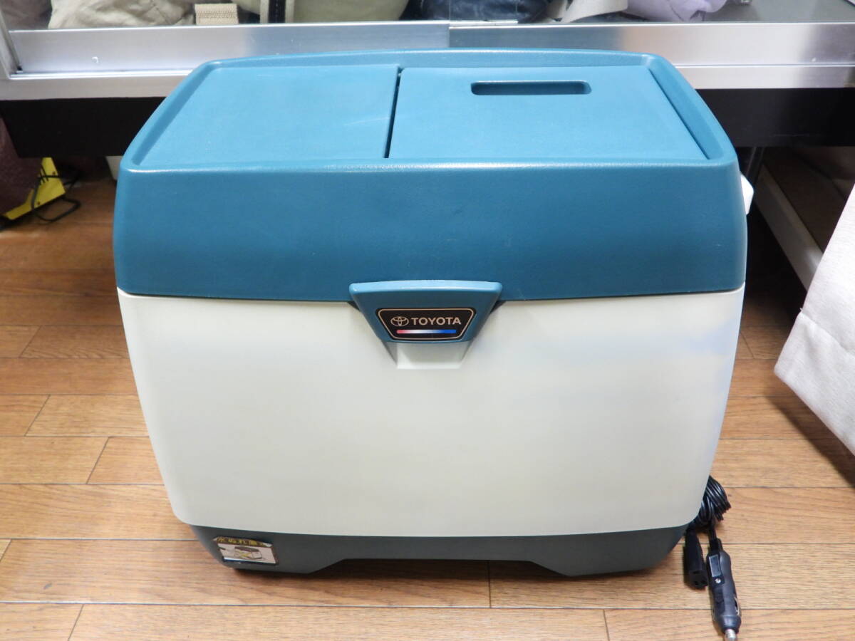 TOYOTA 純正冷温庫 12V 08781-00030 トヨタ Yahoo!オークション -「toyota」(ポータブル冷蔵庫) (クーラー