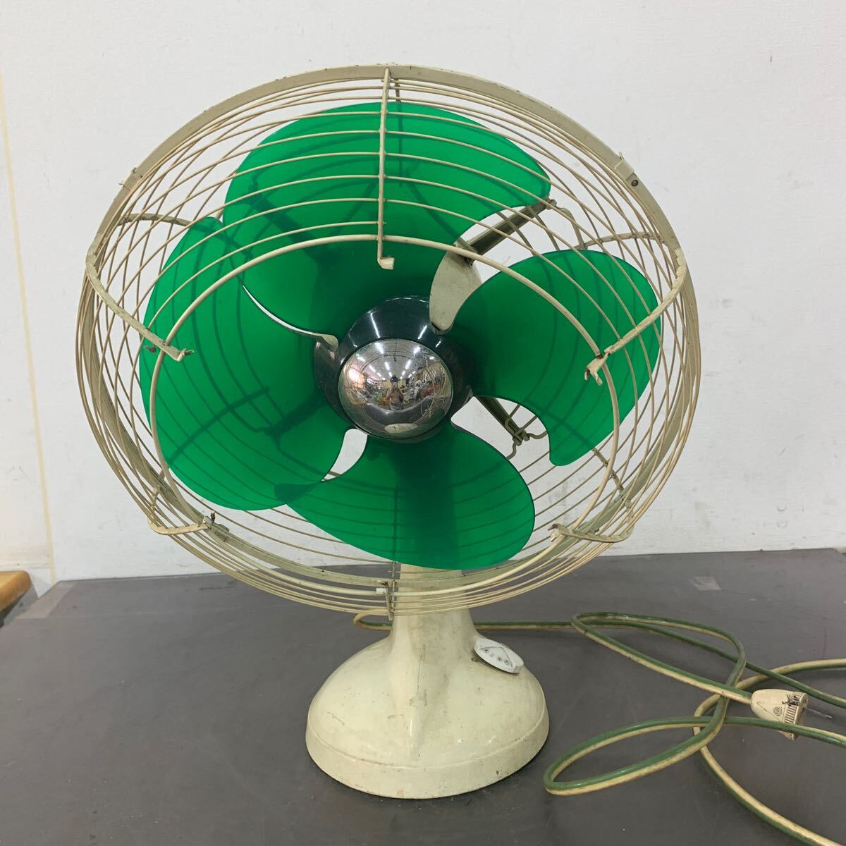 レトロ扇風機 ナショナル 緑×黒 Yahoo!オークション -「昭和レトロ扇風機ナショナル」(電化製品