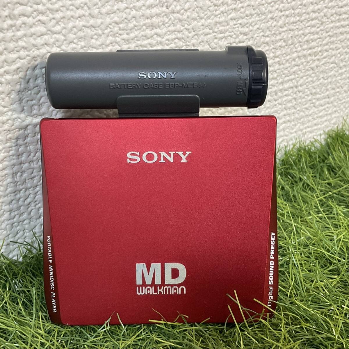 SONY☆WALKMAN ポータブルMDプレーヤー MZ-E75(動作確認済み) Yahoo!オークション -「mz-e75」の落札相場・落札価格