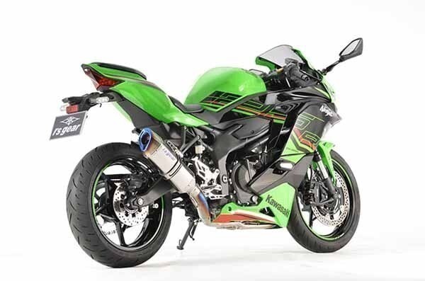 ST２５０専用ストレートタイプマフラー新品未使用の出品です。 ST250専用マフラー、ストレートタイプ新品未使用の出品です