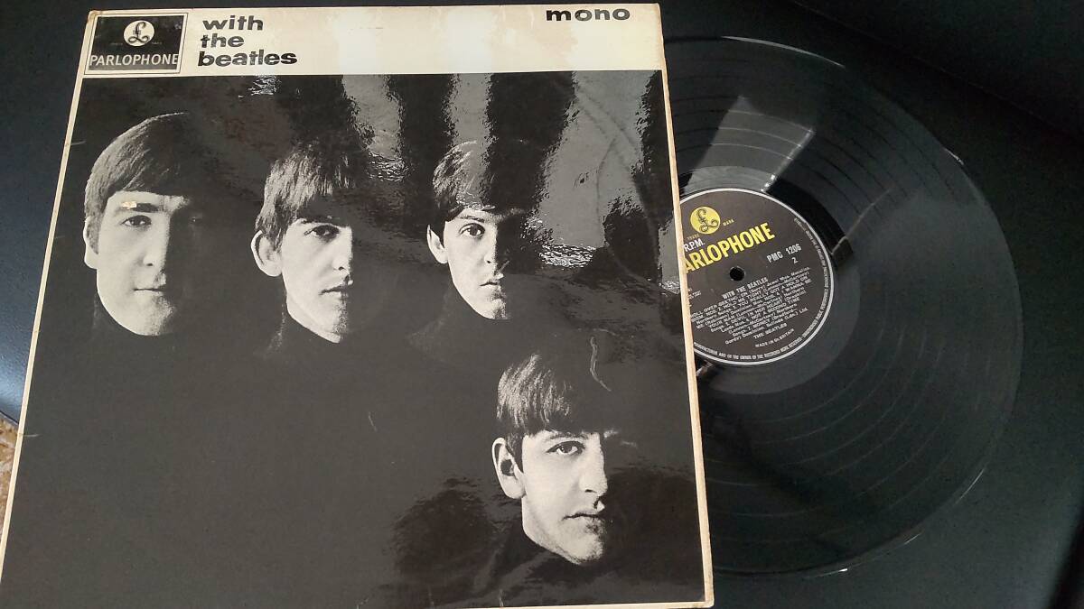 With The Beatles UKオリジナル英 mono UKインナスリブ付 With The Beatles UKオリジナル英 mono UKインナスリブ付 - メルカリ