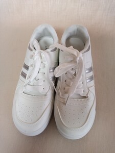 12933 ★★★ MK KLEIN Мишель Кляйн Кроссовки размер 37 M