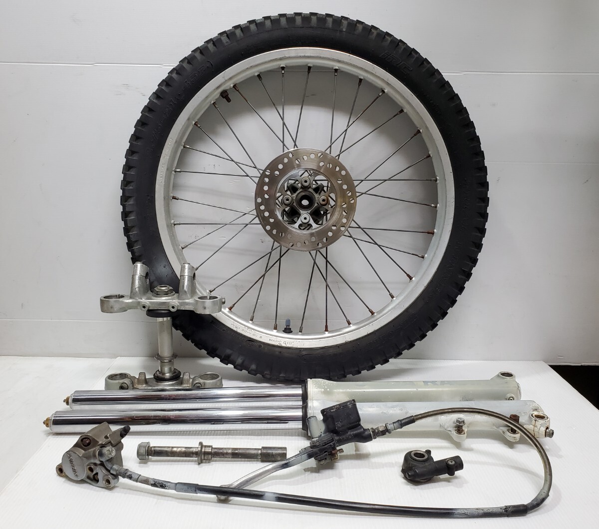 HONDA　ホンダ　DID製　TLM220R　フロントホイール HONDA ホンダ DID製 TLM220R フロントホイール Yahoo