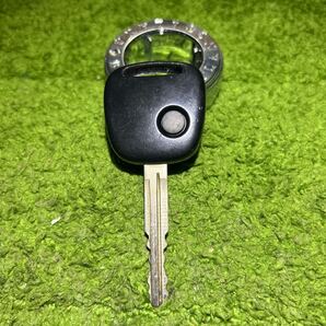 No:06 日産 キーレス リモコン 刻印:007-AD0012 DR17V NV100クリッパー