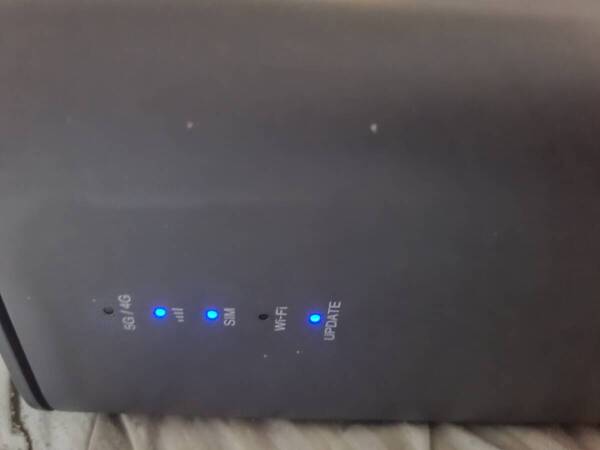 docomo ホームルーター home 5G HR02 ドコモ Wi-Fi ルーター AC無し 無保証