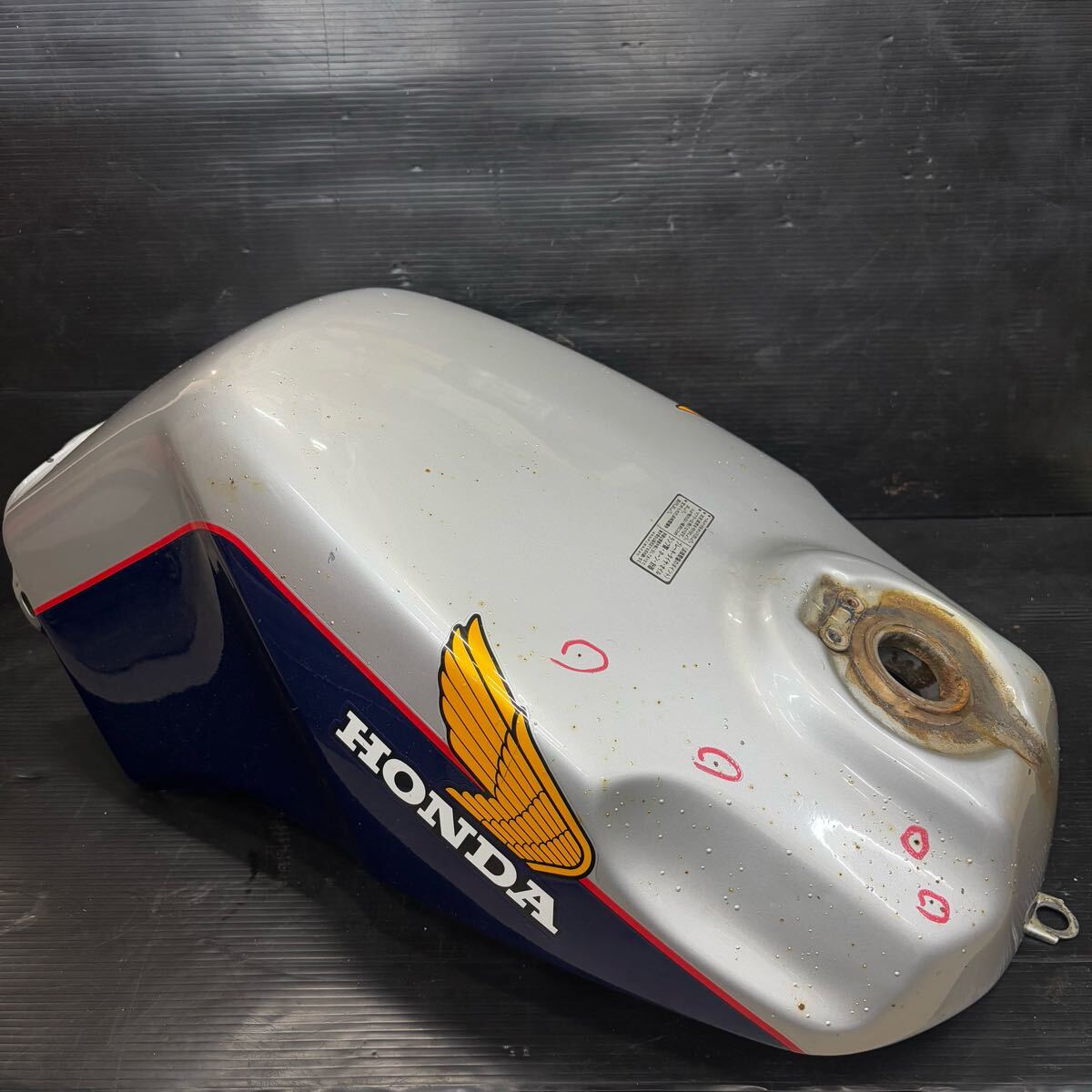 ホンダ CBR400F タンク 2025年最新】Yahoo!オークション -cbr400fタンクの中古品・新品
