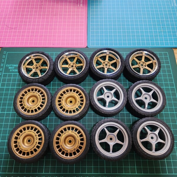 即決《送料無料》 グリップ タイヤ 付き ホイール ① ラジコン tt01 tt02 タミヤ ドリパケ YD-2 ヨコモ サクラ 04 05 TA 01 02 03