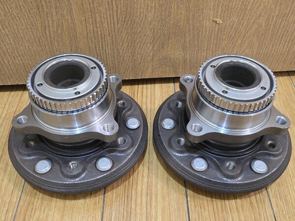 200系ハイエース2WD、トヨタ純正リサイクルハブ&GMB新品ベアリング 組み込み済 GHDKDH200.201.220.TRH211.221