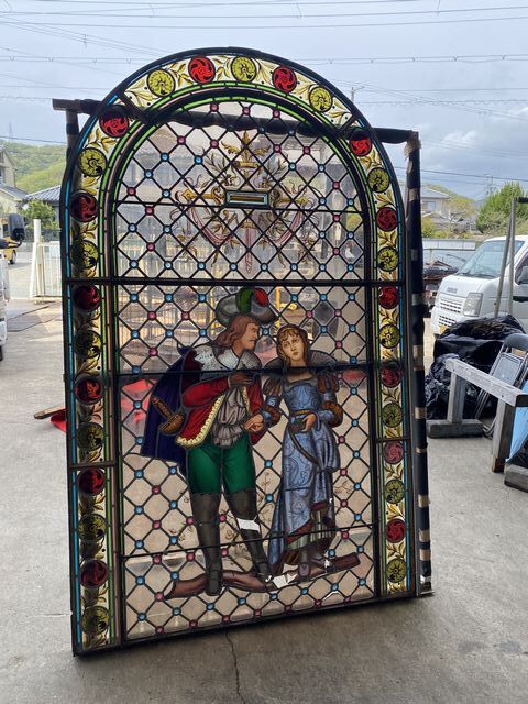 アンティーク ステンドグラス 教会 十字架 エナメル 絵付け 焼成 キリスト ミュシャ・エナメル絵付けステンドグラス – Vis-à-Vis