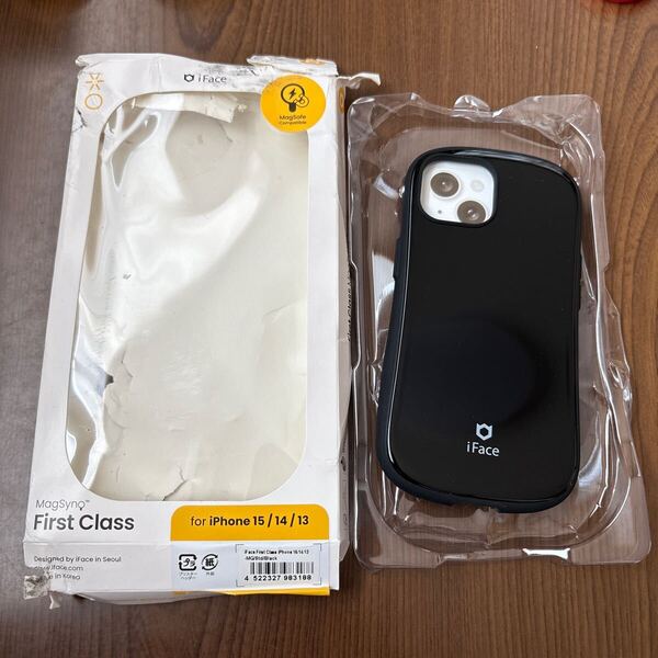 707p2501☆ iFace MagSafe 対応 First Class Standard iPhone 15/14/13 ケース MagSynq (ブラック)