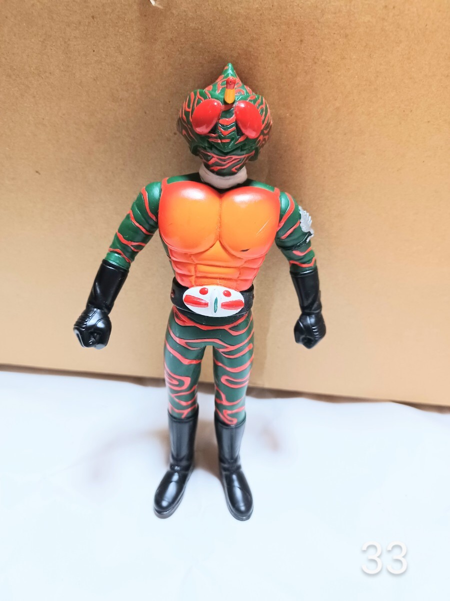 仮面ライダーアマゾン バイク ソフビ 旧バンダイ 当時物 ブルマァク 昭和レトロ Yahoo!オークション -「仮面ライダー アマゾン ソフビ」の落札