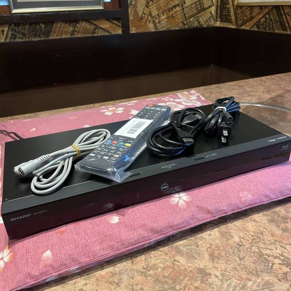 シャープ AQUOS 2B-C05CW1 2番組W録画 新品リモ等付フル装備!