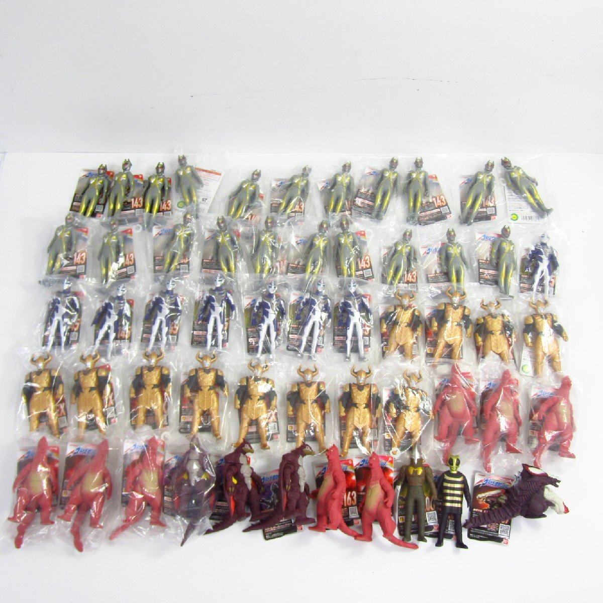 19体まとめ売り タグ付きソフビフィギュア ウルトラ怪獣 モンスターシリーズ等 2025年最新】Yahoo!オークション -ウルトラ怪獣シリーズ タグの