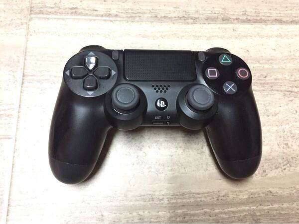 ★美品即決★分解清掃済み★PS4 SONY純正品 コントローラー デュアルショック4 後期型 ブラック