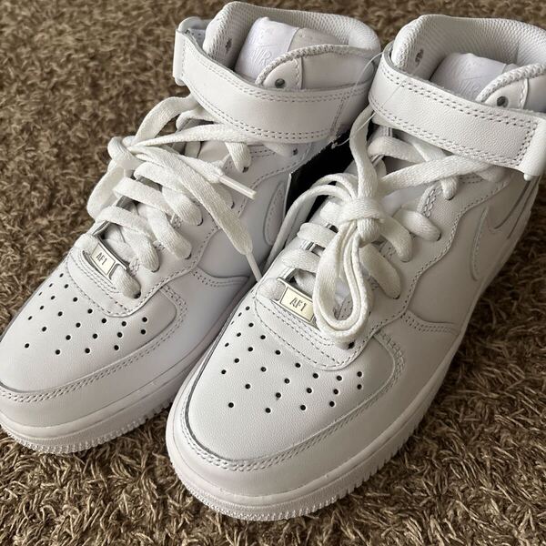 23.5 cm NIKE AIR FORCE1 MID 新品未使用 白 ナイキ エアフォース1 スニーカー ホワイト シューズ