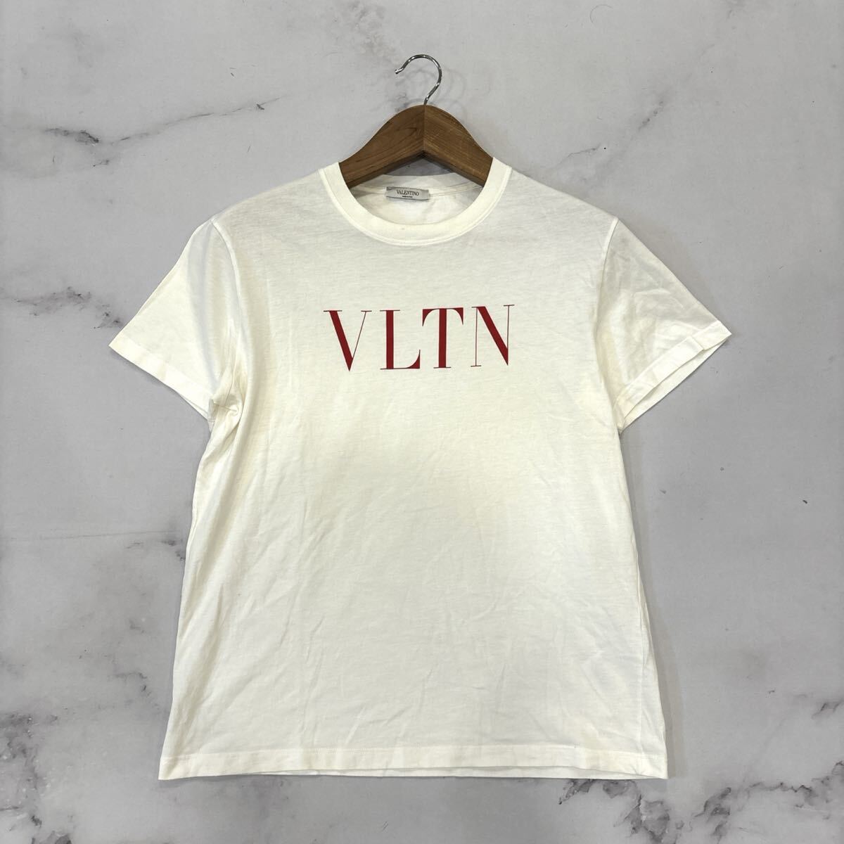 Yahoo!オークション -「valentino tシャツ」(ヴァレンティノ