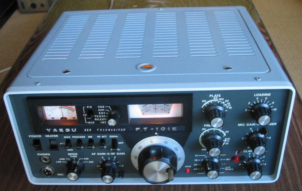 ベッカム。YAESU FT-101E トランシーバー 動作未確認ジャンク品 Yahoo!オークション -「(八重洲無線 yaesu ft) ft101