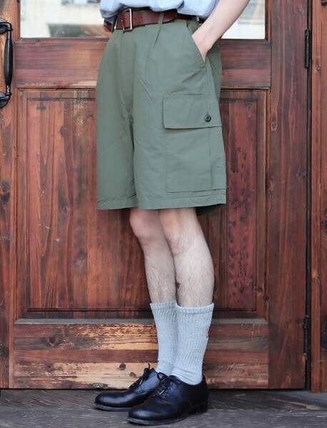 ほぼ未使用 24SS 完売 ¥28,380 ウィアード WEIRDO カーゴショートパンツ WEIRDO HUT - CARGO SHORTS KHAKI ショーツ M(L~XL程度)