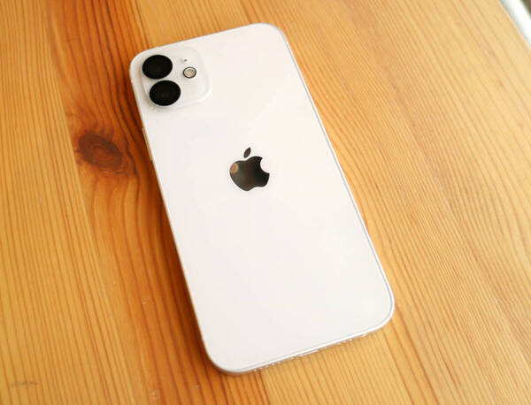 良品 iPhone 12 64GB ホワイト SIMフリー 国内版 バッテリー85% MGHP3J/A