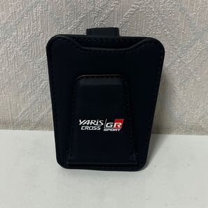 707i1525 ヤリスクロス GR スポーツ 専用 車用 メガネホルダー YARIS CROSS GR SPORT 専用ロゴ 薄型 サングラスホルダー