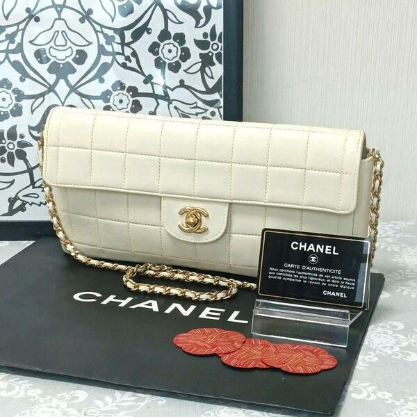 【チョコバー】CHANEL シャネル チェーンショルダー チェーンショルダーバッグ ラムスキン シングルフラップ ホワイト 白