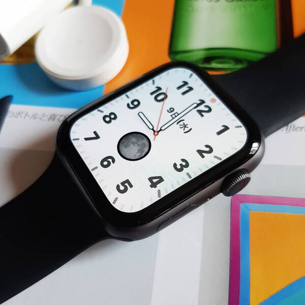 Apple Watch シリーズ4 44mm GPS アップルウォッチ LLP04