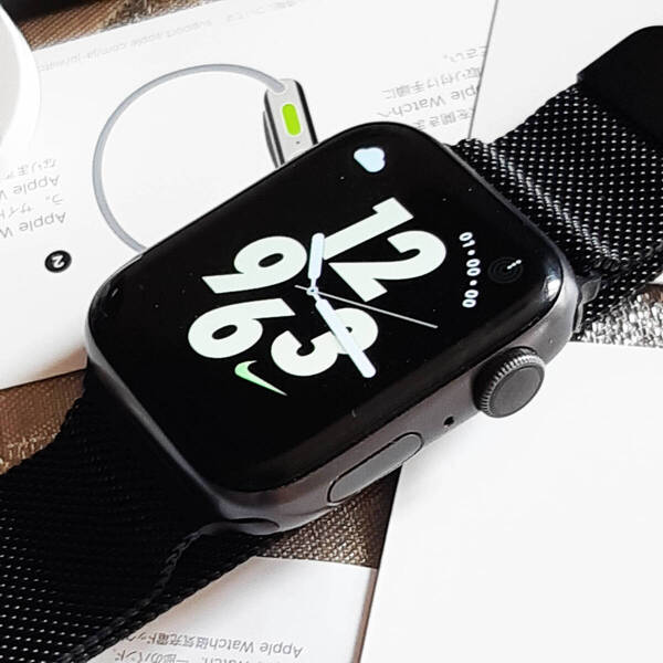 箱1式 NIKE Apple Watch S6 GPS 44mm アップルウォッチ PWC7