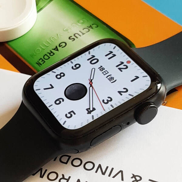 100% アップルウォッチ SE2世代 40mm GPS Apple Watch AQK06
