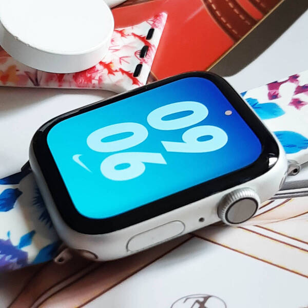 NIKEコラボ Apple Watch S4 44mm GPS アップルウォッチ PWC01