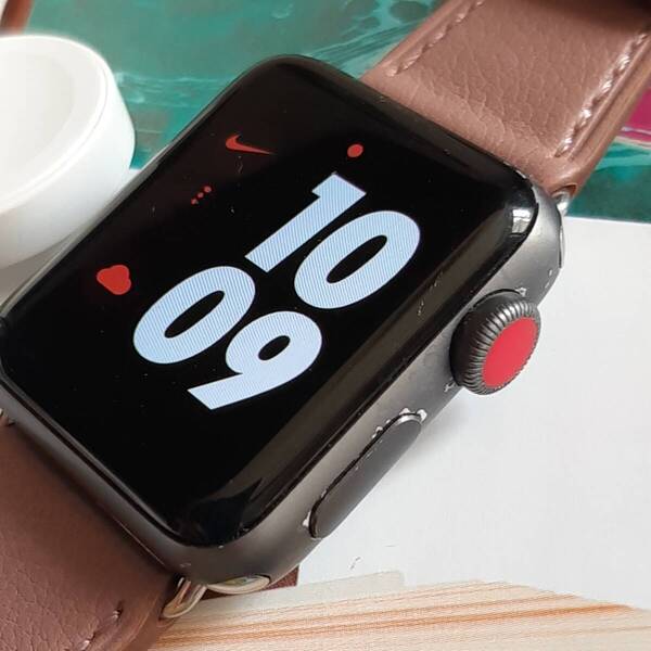 バッテリ97% アップルウォッチ NIKE S3 38mm Apple Watch KBB05