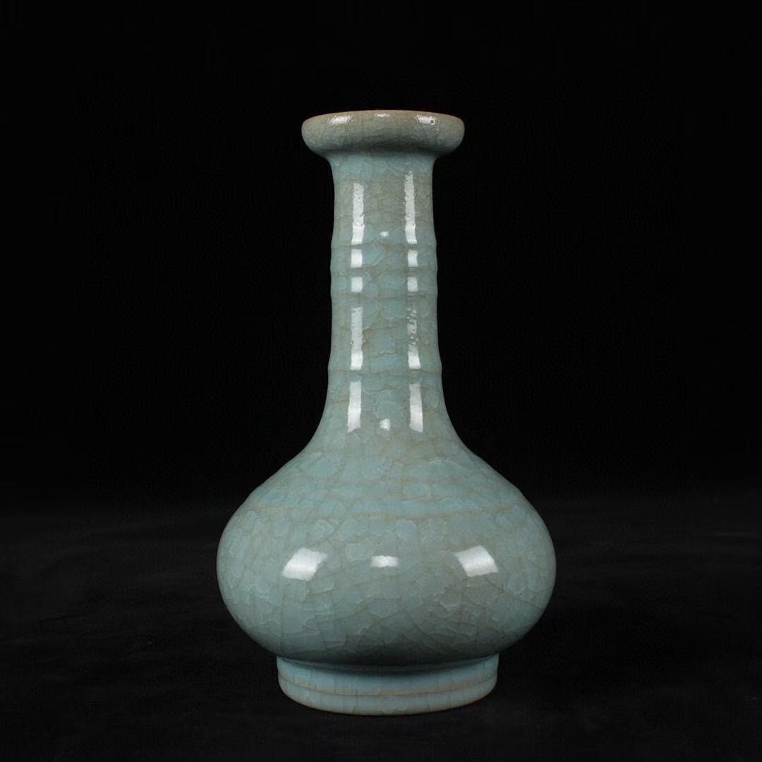 中国古美術・宋汝窯款天青釉銀口四方尊花瓶・工芸品・木箱付・文房具・風水開運・陶器 中国古美術・宋汝窯款天青釉銀口四方尊花瓶・工芸品・