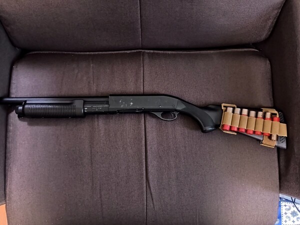 中古品 CYMA M870 エアーコッキング式 フルメタル