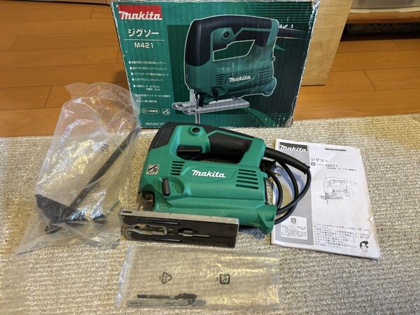 ☆★Makita/マキタ【ジグソー M421】100V 電気ノコギリ 木工 切断機 速度調整付き 無段変速 Bタイプブレード 付属品付き