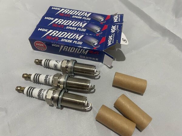 【翌日発送メール便】☆新品☆ NGK スパークプラグ イリジウム LFR5AIX-11P No.1108 新品 3本