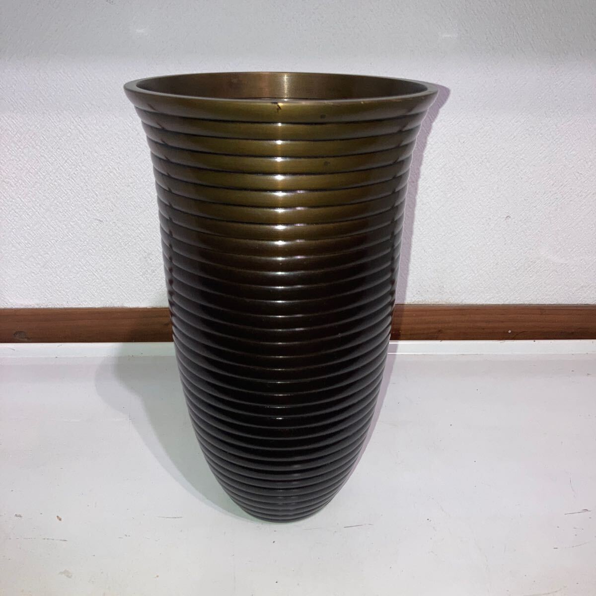 いけばな 池坊 銅製花器 千段巻 Yahoo!オークション -「池坊 花器 銅器」の落札相場・落札価格