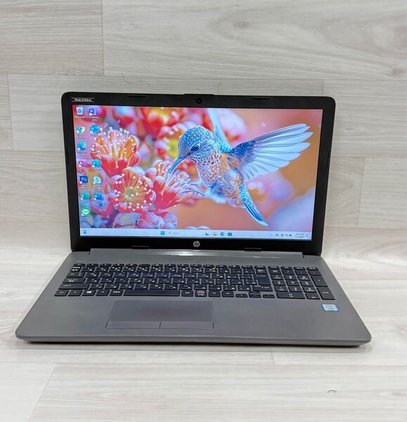 第8世代Hp ノート型パソコン Core i5/メモリー16GB/SSD-256GB webカメラ/15インチディスプレイ Windows11